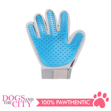 Load image into Gallery viewer, Pawise 11492 Pet Grooming and Bathing Gloves for Dogs and Cats