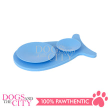 Load image into Gallery viewer, Pawise 28031 Lick Pet Pad Licking Mat FISH STYLE Slow Feeder for Puppy &amp; Cat with Silicone Suction Cups; Feeding Mat 21x13cm, Boredom and Anxiety Reducer, Perfect for Food, Treats, Yogurt and Peanut Butter