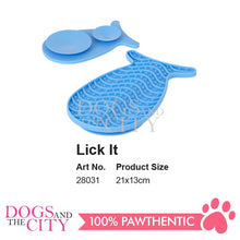 Load image into Gallery viewer, Pawise 28031 Lick Pet Pad Licking Mat FISH STYLE Slow Feeder for Puppy &amp; Cat with Silicone Suction Cups; Feeding Mat 21x13cm, Boredom and Anxiety Reducer, Perfect for Food, Treats, Yogurt and Peanut Butter